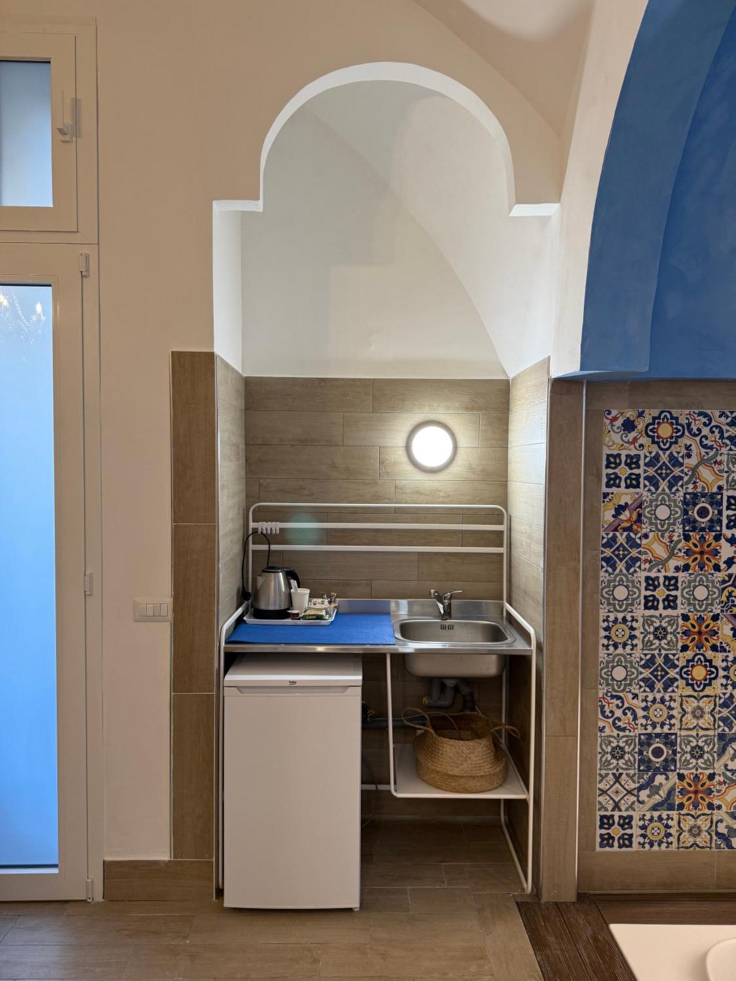 San Nicola Suite & Mini Apartment ซอร์เรนโต ภายนอก รูปภาพ